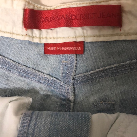 🆕 Jeans Shorts GV - Picture 3 of 5